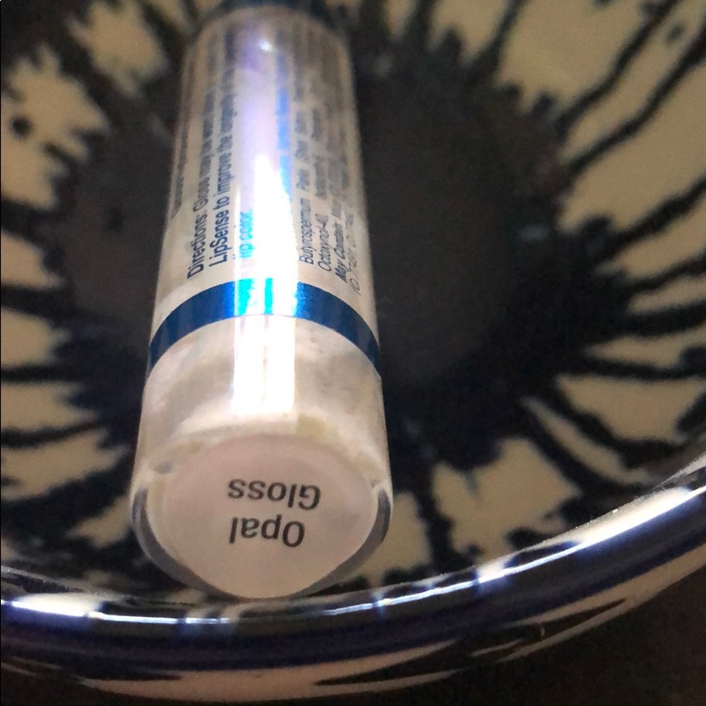 Opal lipsense gloss